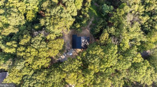 289 Winstead Rd, Berkeley Springs WV 25411 exterior