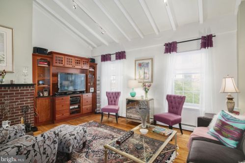 1336 Lombard St, Philadelphia PA  19147-1004 exterior