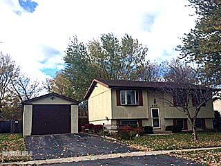 407 David Dr, Winnebago, IL 61088-9690