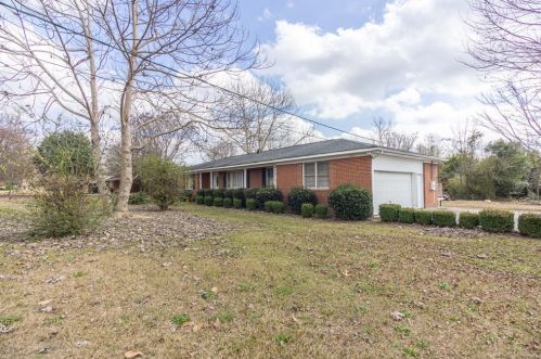 302 Beech Island Ave, North Augusta, SC 29842-7656