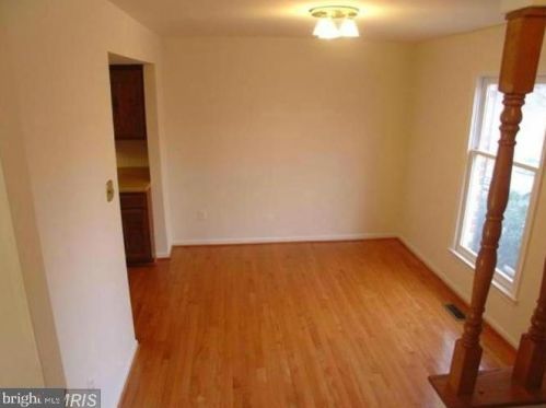 9030 Armendown Dr, Springfield VA  22152-2140 exterior