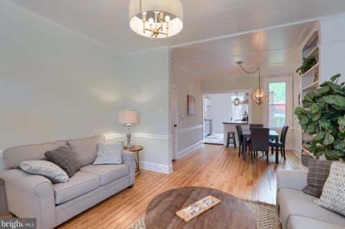 513 Laurel St, Lancaster PA  17603-5638 exterior