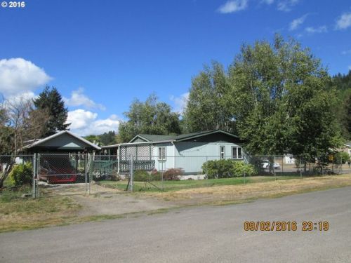 76514 Locust St, Oakridge, OR 97463-9453