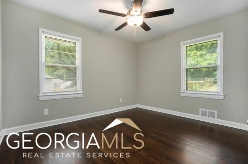 3305 Flowers Dr, Atlanta GA  30337-1001 exterior
