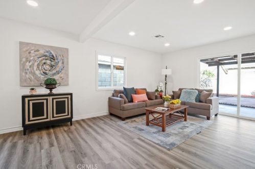 2913 Raymar St, Santa Ana CA  92704-1546 exterior