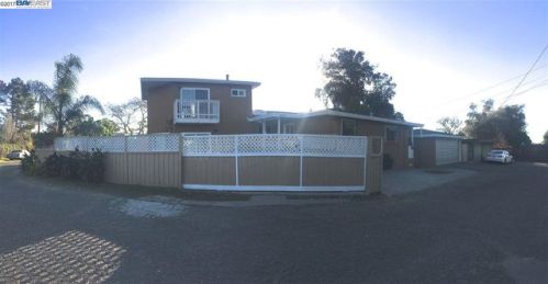 24071 Wilcox Ln, Hayward, CA 94541-5431