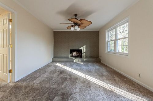 131 Crk Cir, Stockbridge GA  30281-3320 exterior