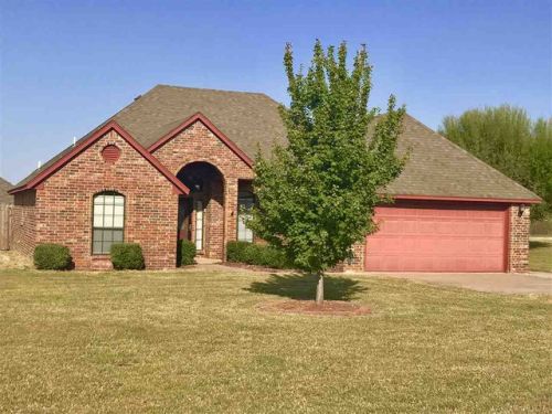 605 Lazy Pine Rd, Fletcher, OK 73541-9406