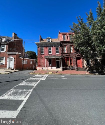 622 Mahantongo St, Primrose, PA 17901-3019