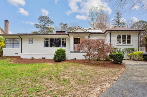 2849 Ashford Rd, Atlanta GA  30319-3258 exterior