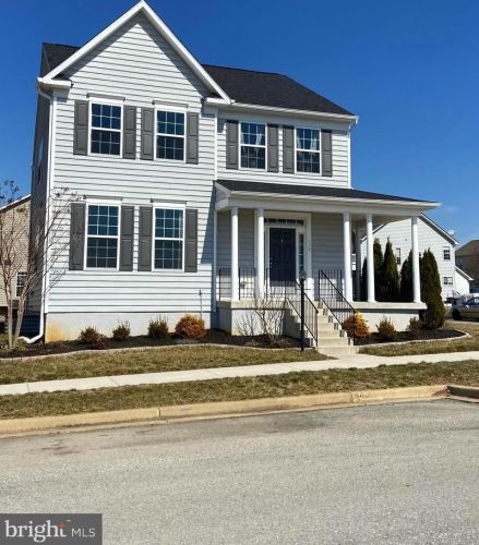 118 Un Rdg Dr, Charles Town WV 25414-4937 exterior