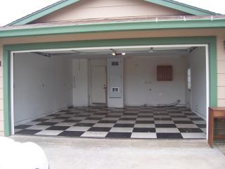 18696 Eisenhower St, Salinas CA  93906-1627 exterior