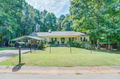 2025 Old Concord Dr, Porterdale, GA 30016-1732