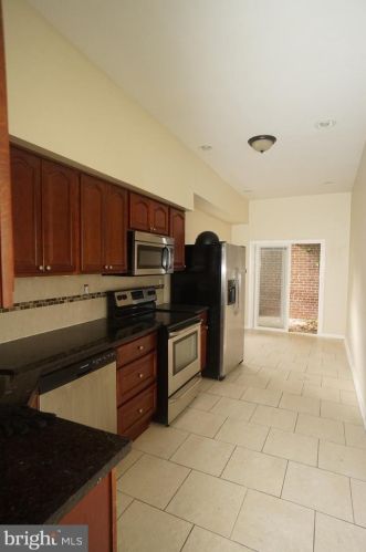 2468 Emerald St, Philadelphia PA  19125-1230 exterior