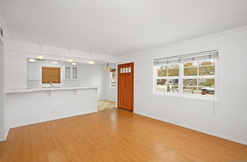 244 Rosebay Dr, Encinitas, CA 92024-3342