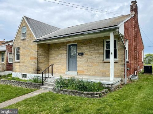 3936 Walnut St, Harrisburg, PA 17109-2230