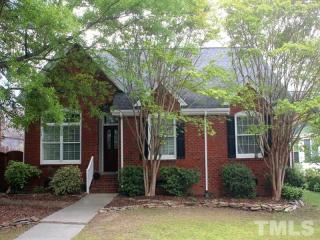 106 Cromwell Ct, Cary, NC 27513-3400