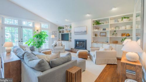 8 Nelson Rdg Rd, Princeton NJ  08540-7426 exterior