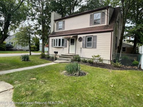 157 Liberty St, Perth Amboy, NJ 08863-2041