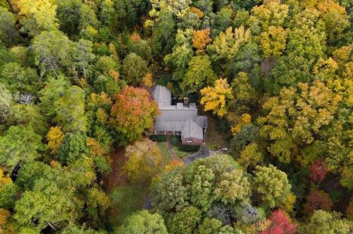 2020 Allgood Rd, Marietta, GA 30062-2705