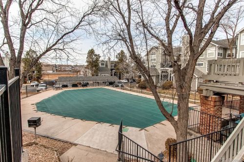 6776 Ivy St, Englewood CO  80112-1055 exterior