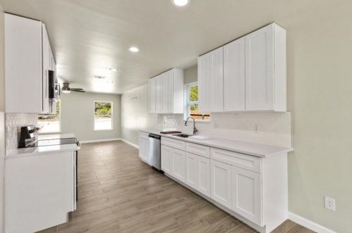 4720 Evening View Dr, Granbury TX  76048-6488 exterior