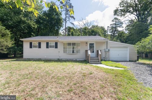 23 Trainor Pl, Browns Mills, NJ 08015-1708