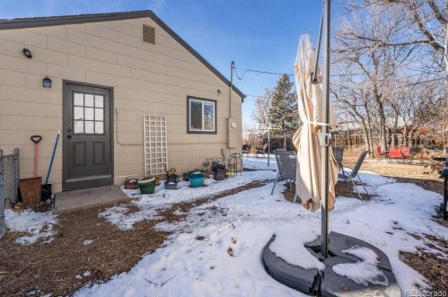 885 Nile St, Aurora CO 80010-4168 exterior