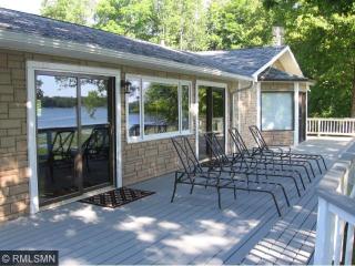 4894 Shangri La Dr, Wabedo, MN 56655-3017