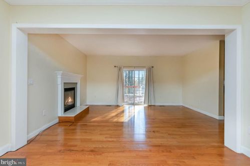 355 Mount Royal Ave, Aberdeen MD  21001-1946 exterior