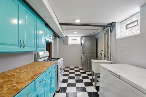 1372 Hazel St, Saint Paul MN  55119-4507 exterior