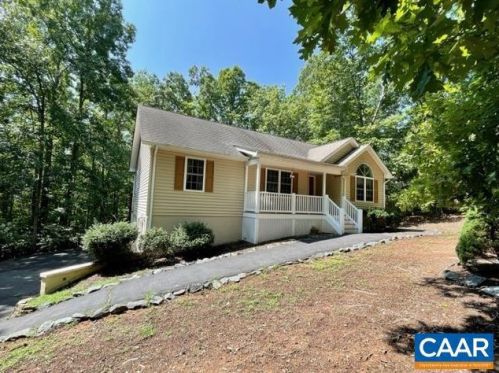 23 Kingswood Rd, Bybee, VA 22963-2820