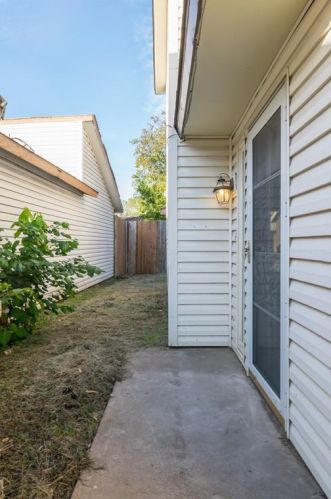 5009 Burlingame Dr, Garland, TX 75043-3540