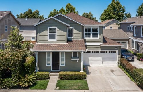 921 Baines St, Palo Alto, CA 94303-2557