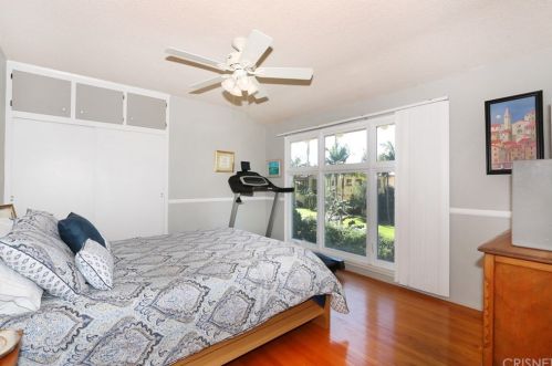 341 Cumberland Rd, Glendale CA  91202-1256 exterior