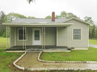 1415 Kate St, Newberry, SC 29108-1652