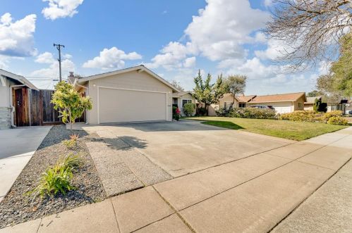 1431 Bing Dr, San Jose, CA 95129-4706