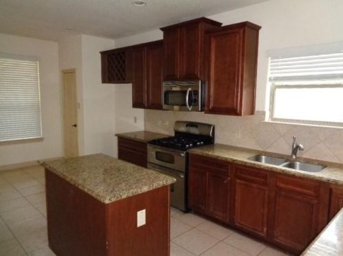 10205 Wood Fern Ct, Conroe TX  77385-7913 exterior