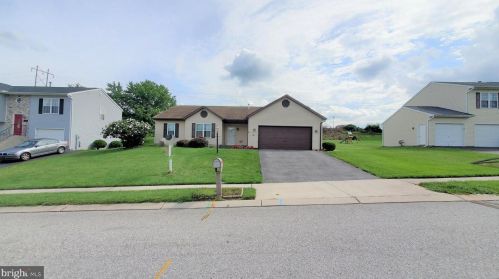 1839 Brandywine Ln, York, PA 17404-6441