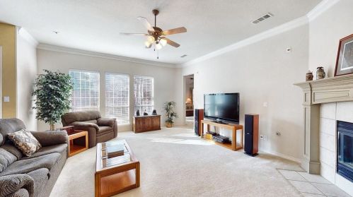 3402 Bentley Ct, Lewisville, TX 75077-1883
