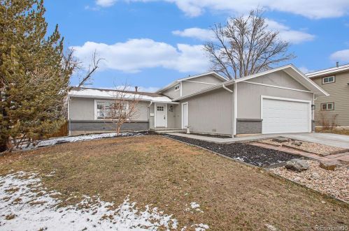 8369 Briarwood Ave, Englewood, CO 80112-1374