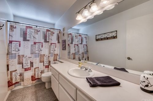 6 Whitney, Irvine CA  92620-3386 exterior