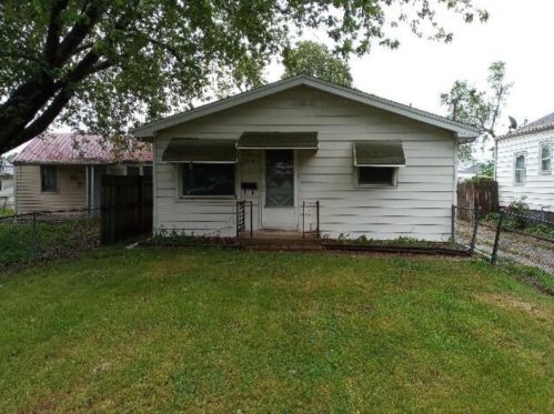 316 Magnolia Dr, Springfield, IL 62702-6024