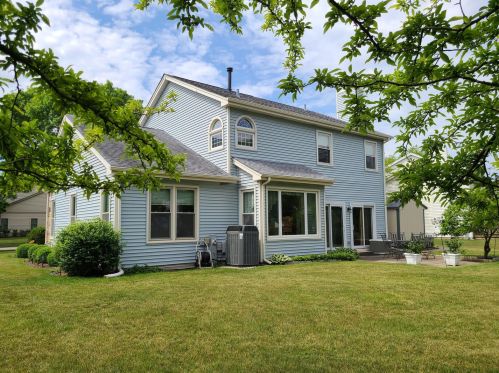 1515 Thistle Ct, Buffalo Grove, IL 60089-6851