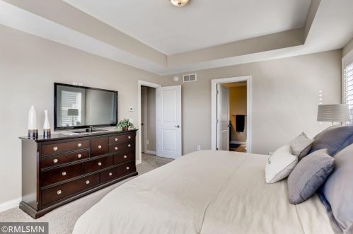 1710 Bluewater Ln, Saint Paul MN  55129-6236 exterior