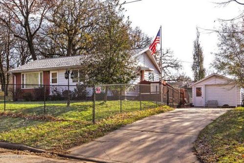 318 Hawley St, Cummingsville, MN 55923-1446