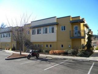 10605 21 St, Portland OR  97222-7818 exterior