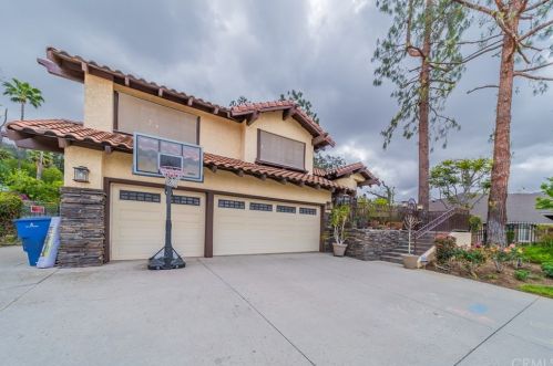 6204 Appian Way, Riverside, CA 92506-4555