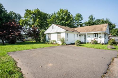165 Baileyville Rd, Middlefield, CT 06455-1040