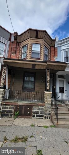 4518 15th St, Philadelphia, PA 19140-1102